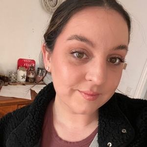 Meet your Posher, Gabriella